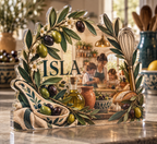 Artwork visualization: Olive branch pantry — family cooking day, personalized ISLA, subject-shaped acrylic with printed optical 3D depth; not carved relief.